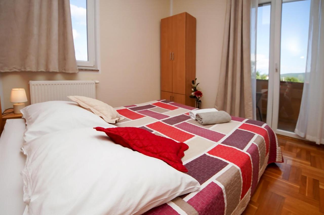 Guest Accommodation Slapovi Krke Lozovac Esterno foto