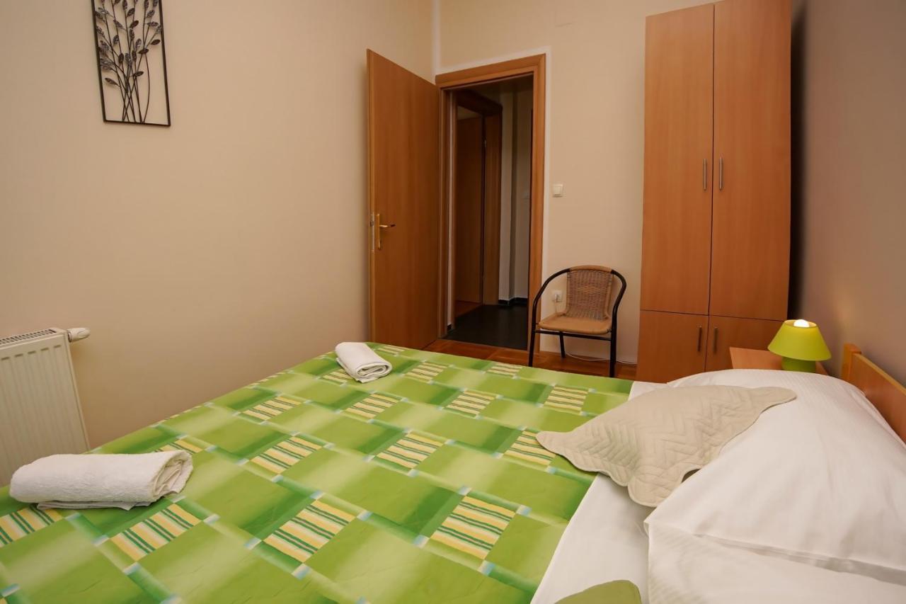 Guest Accommodation Slapovi Krke Lozovac Esterno foto